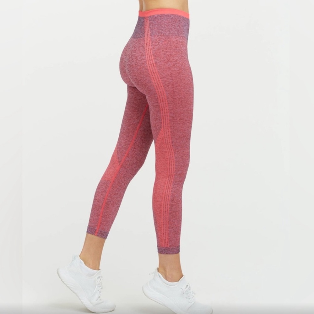 Spanx Seamless Sculpt Booty Boost Leggings